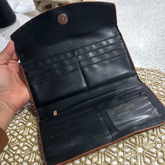 🤎Alma Mia Signature Wallet - Picture 6 of 17